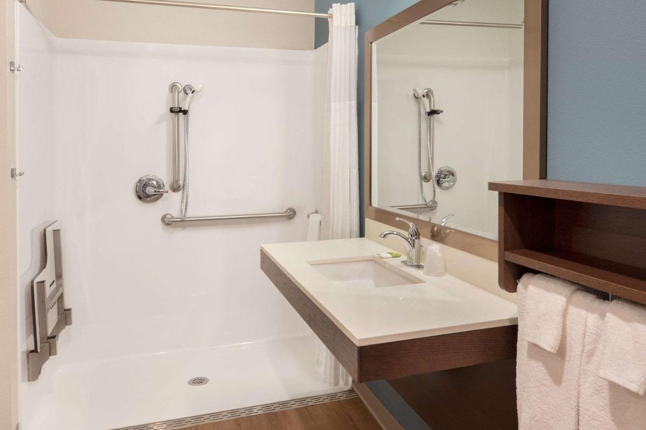 Woodsping Suites Washington Dc East Arena Drive Lake Arbor Eksteriør bilde