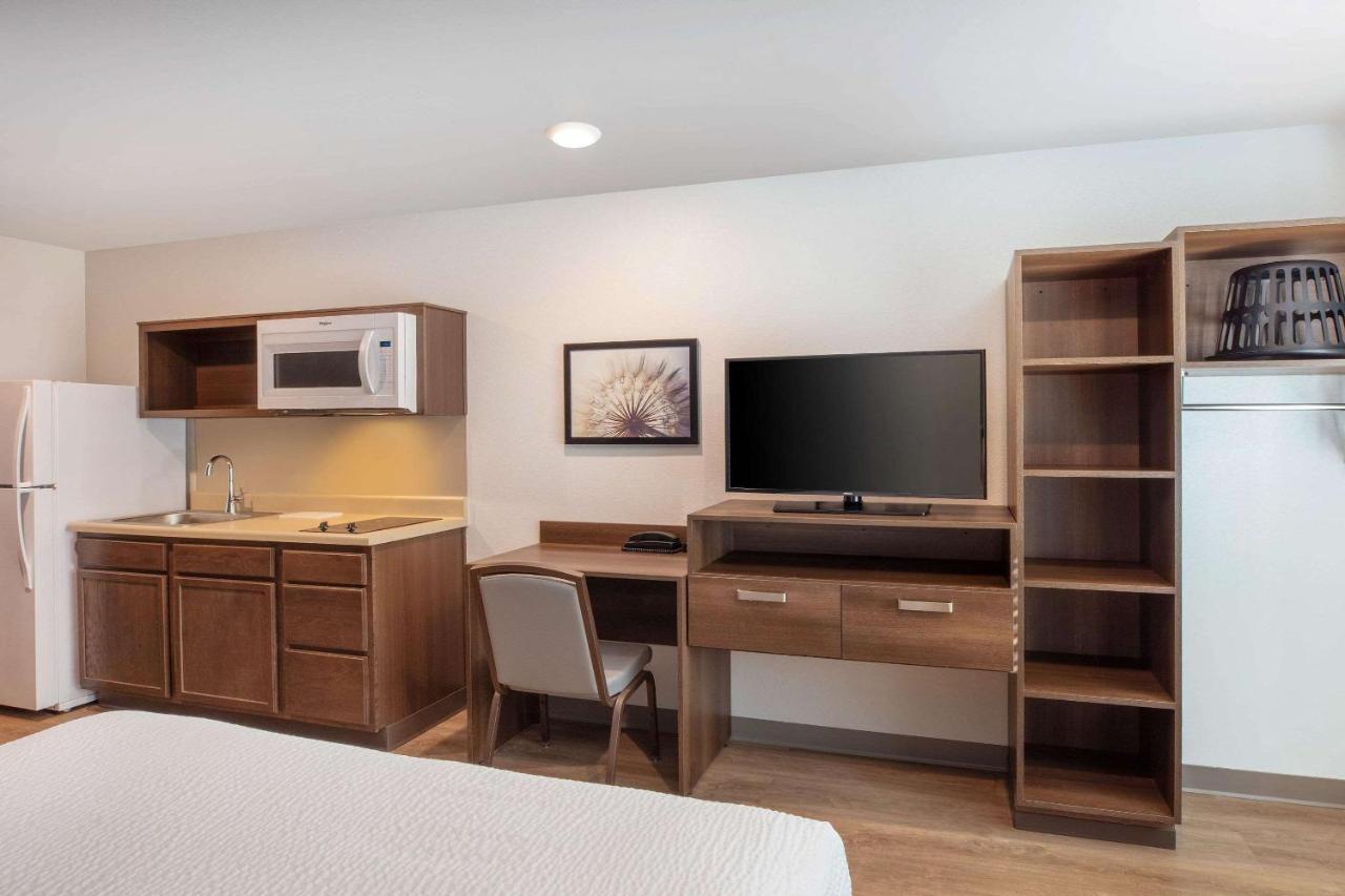 Woodsping Suites Washington Dc East Arena Drive Lake Arbor Eksteriør bilde
