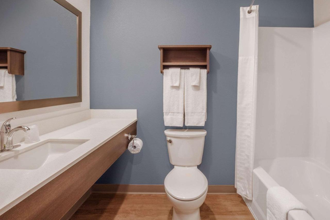 Woodsping Suites Washington Dc East Arena Drive Lake Arbor Eksteriør bilde