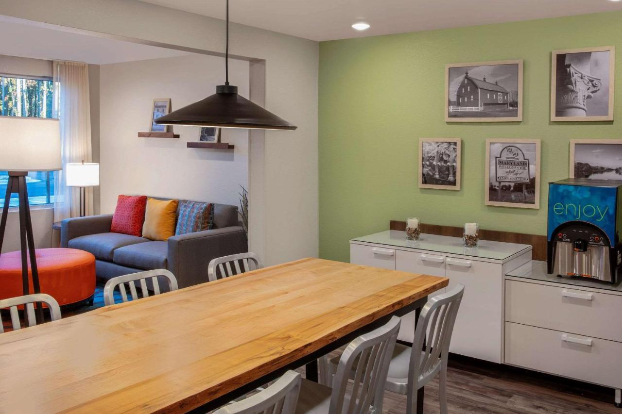 Woodsping Suites Washington Dc East Arena Drive Lake Arbor Eksteriør bilde